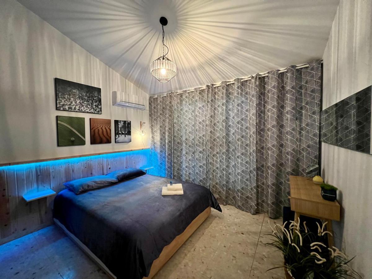 Fatcow Beach House 43 ラルナカ エクステリア 写真