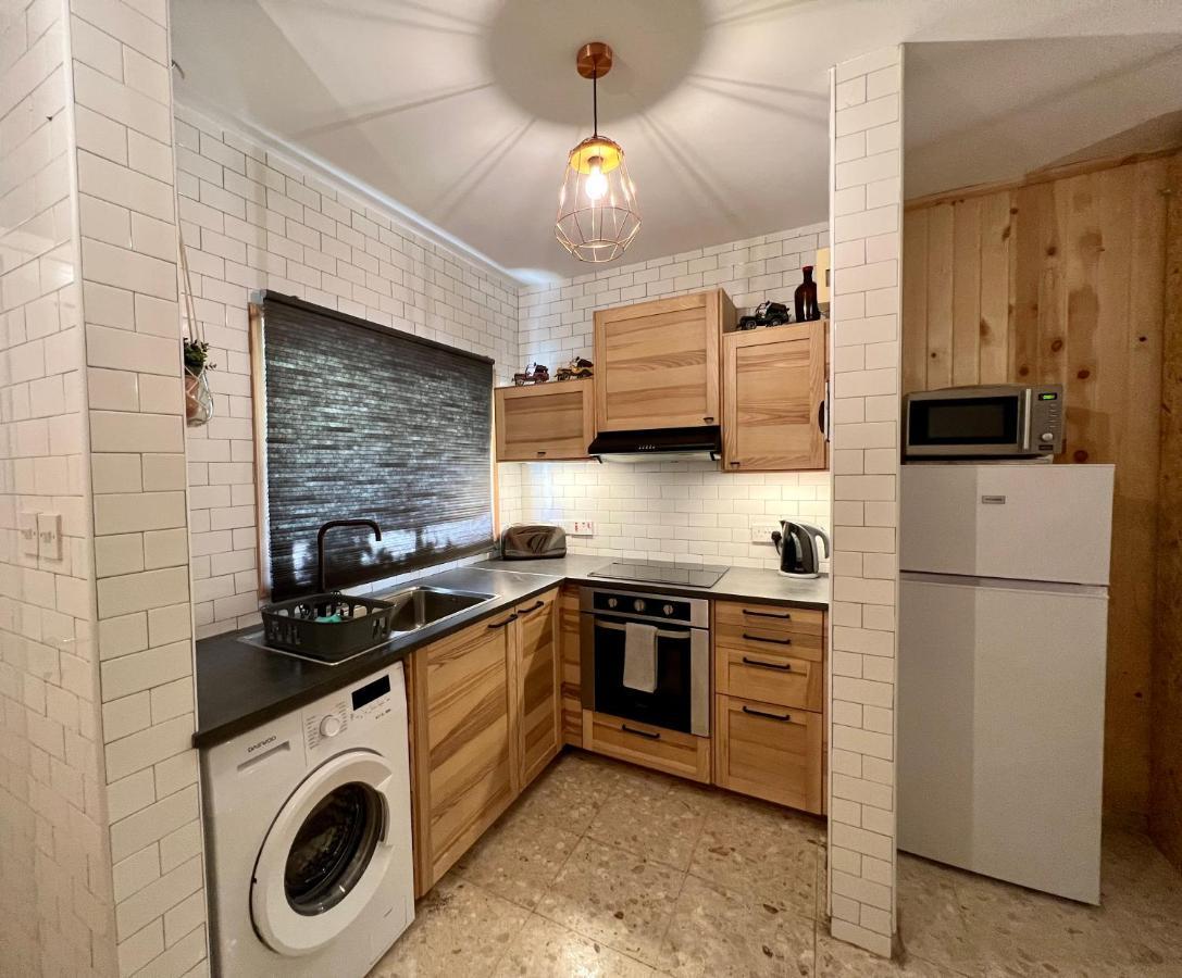 Fatcow Beach House 43 ラルナカ エクステリア 写真