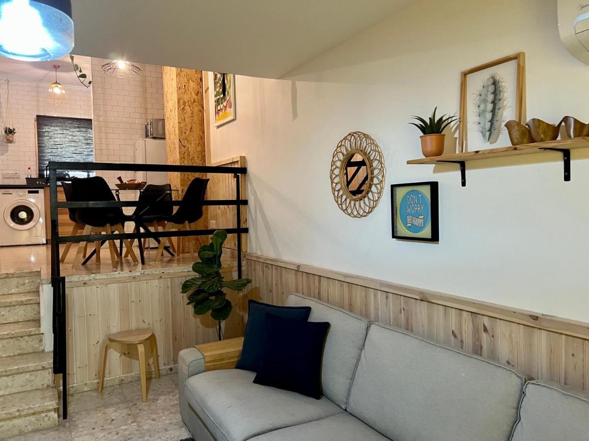 Fatcow Beach House 43 ラルナカ エクステリア 写真